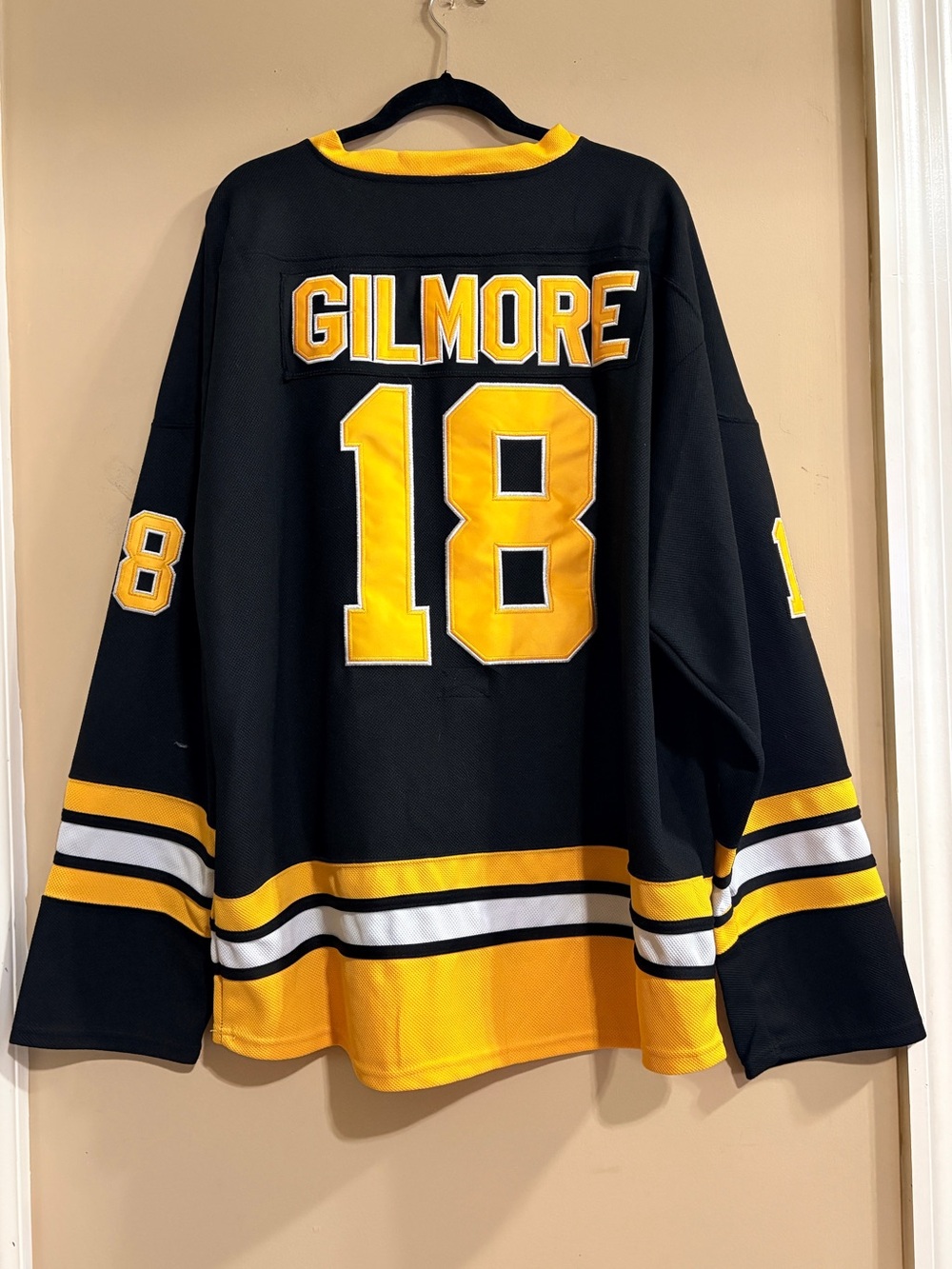 Classic ‘Gilmore’ Boston Black and Yellow Hockey Jersey XXL